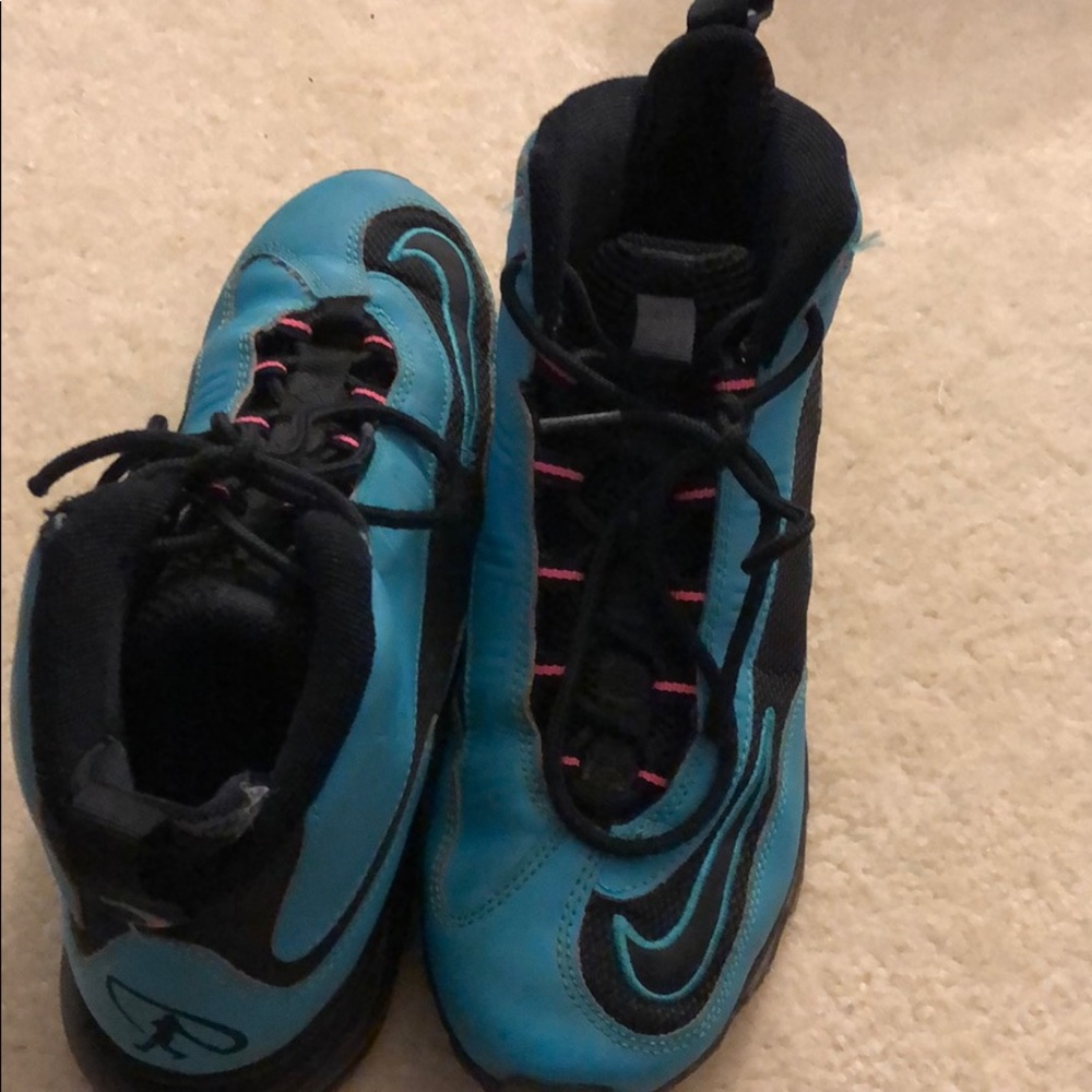 Nike Blue Sneakers - Picture 6 of 7